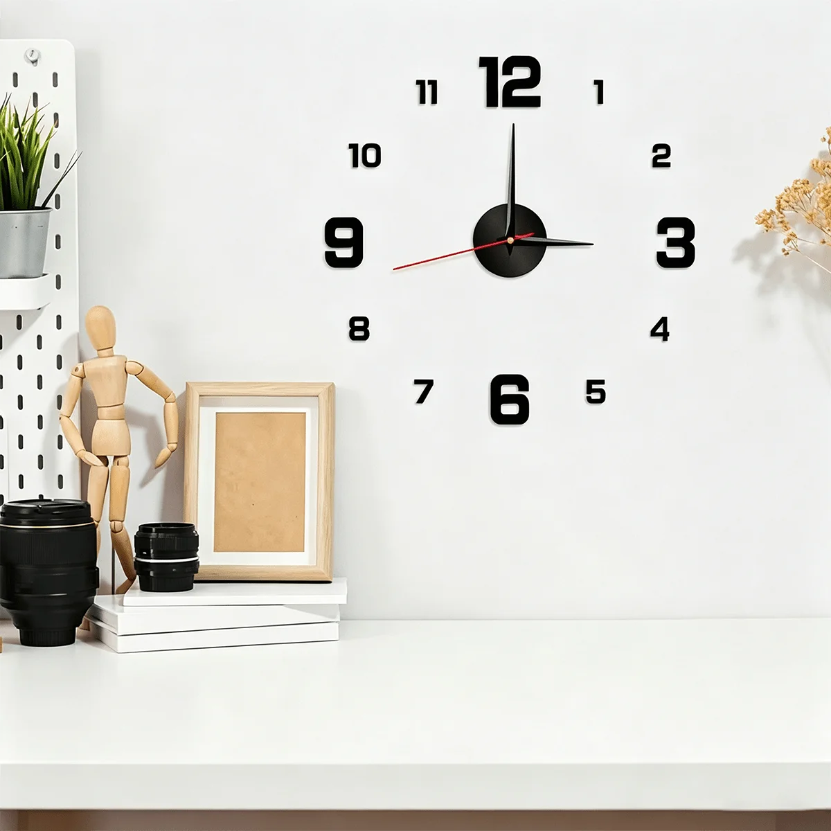 Glow-In-The-Dark DIY Wall Clock Creative Design - Image 3